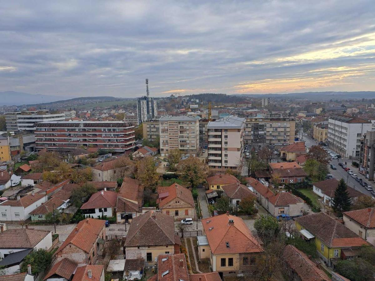 Apartman Sa Panoramom Kruševac Zewnętrze zdjęcie